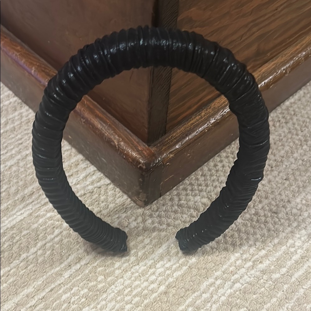 Black Textured Headband